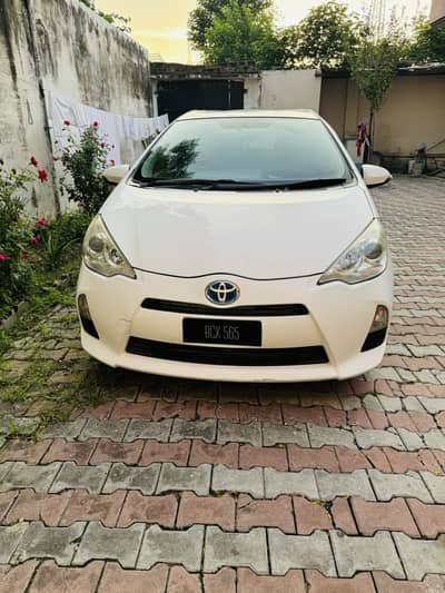 Toyota Aqua 2012