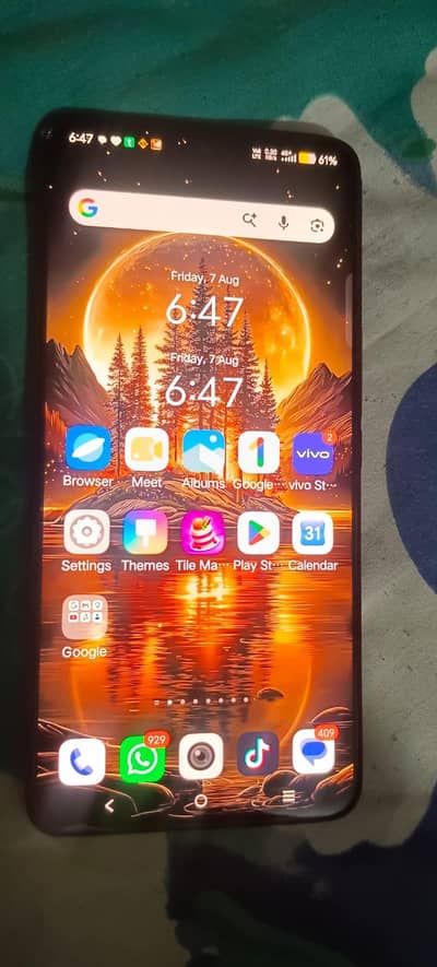 Vivo V50