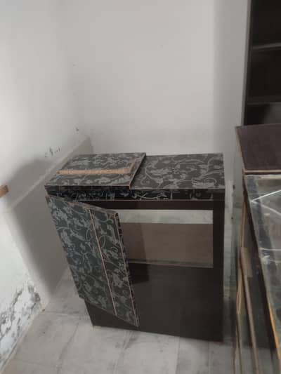 shop Rack and shiwcase