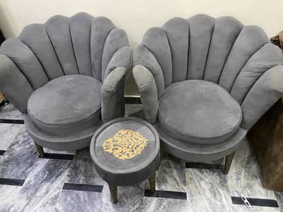 2 sofa poshish chair with smal Tabel