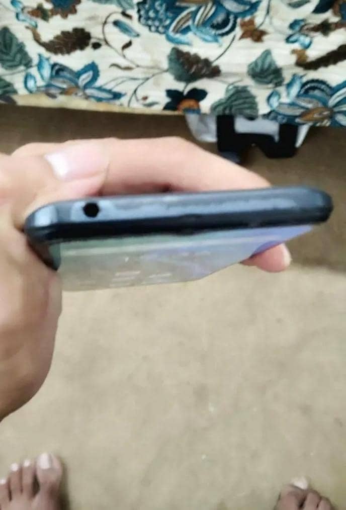 ITEL A49 4