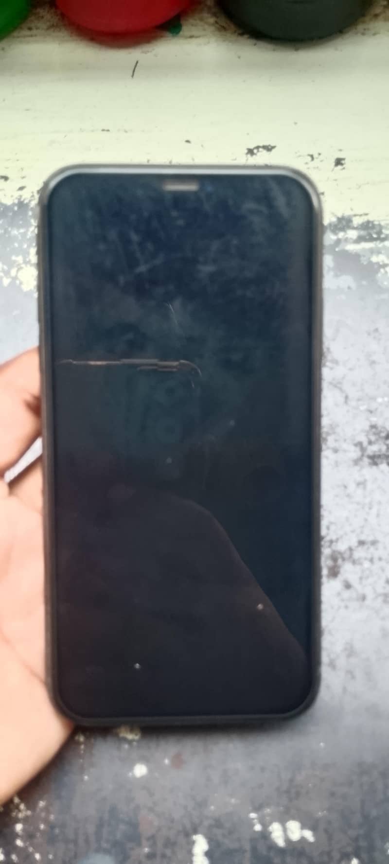 Apple iPhone 11 4