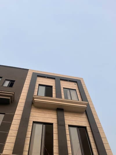 3 MARLA NEWLY BUILD PLAZA FOR RENT IN AL KABIR TOWN PHASE 2.