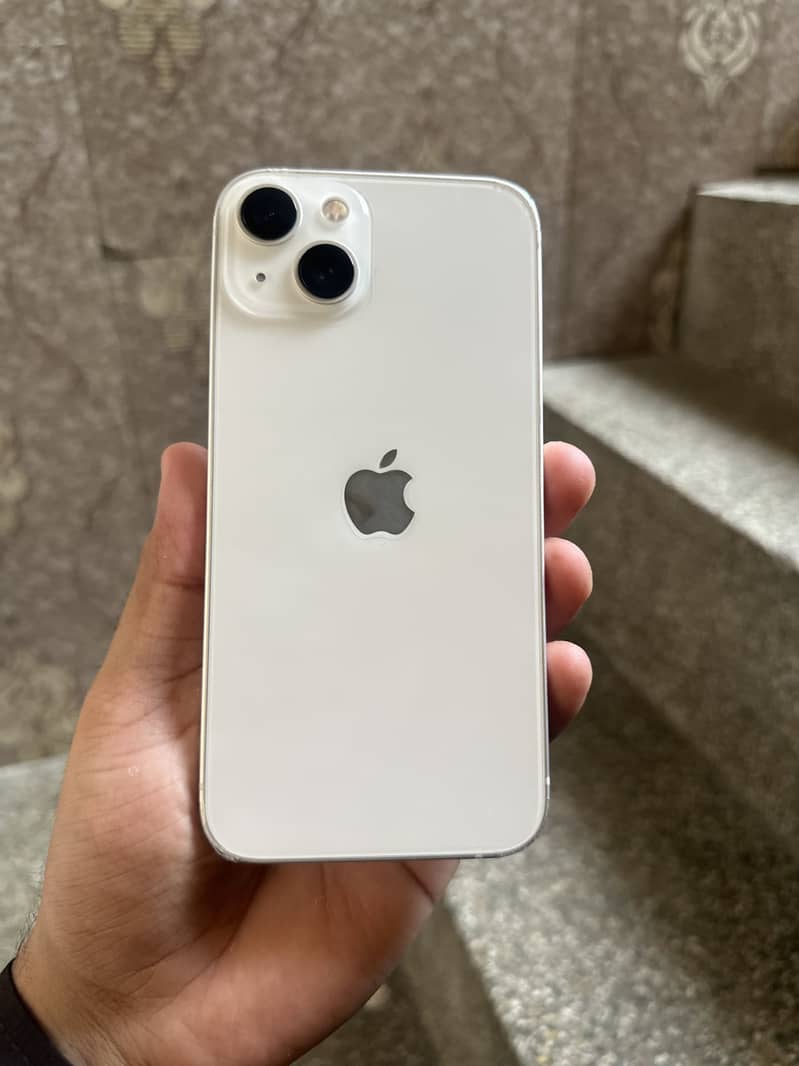 Apple iPhone 13 1