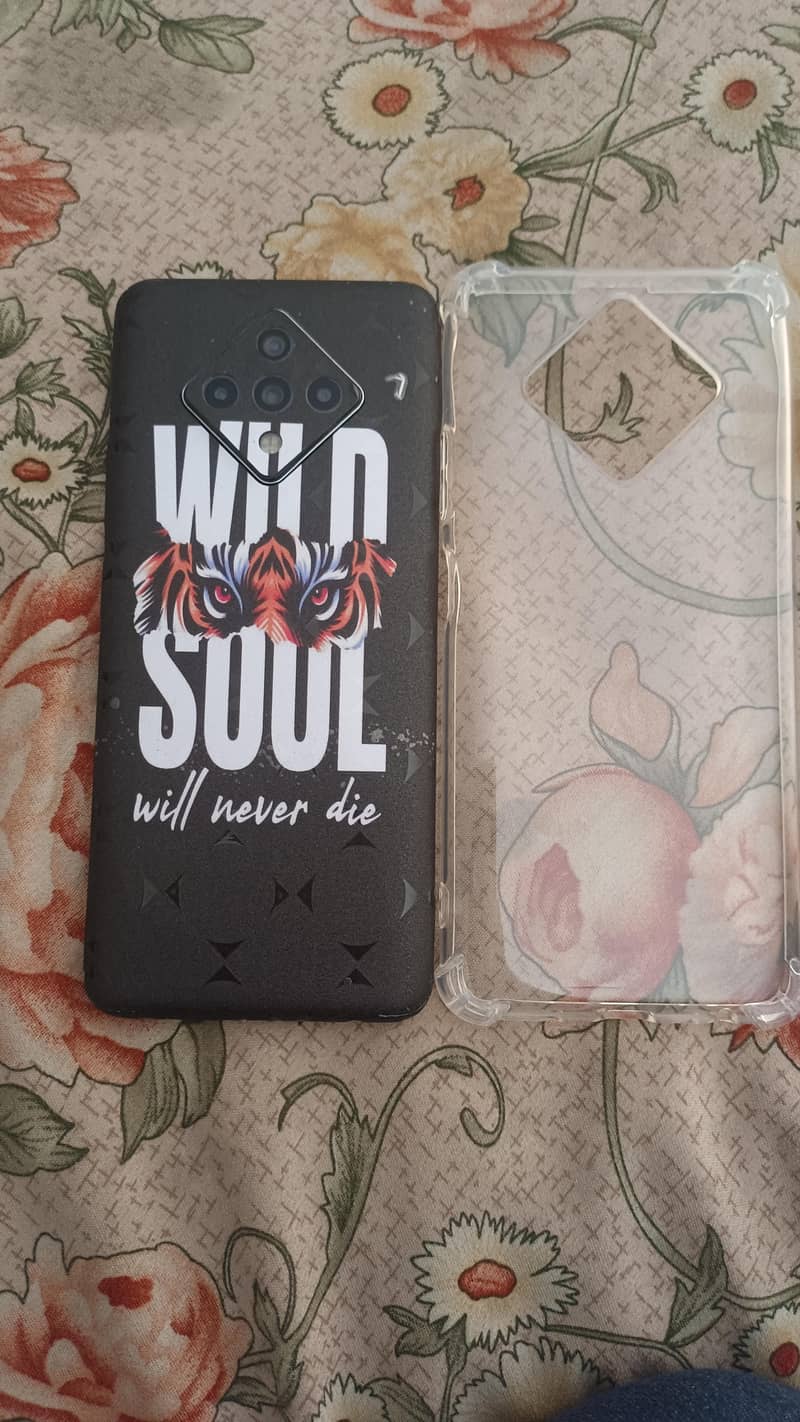 Infinix Zero 8 1