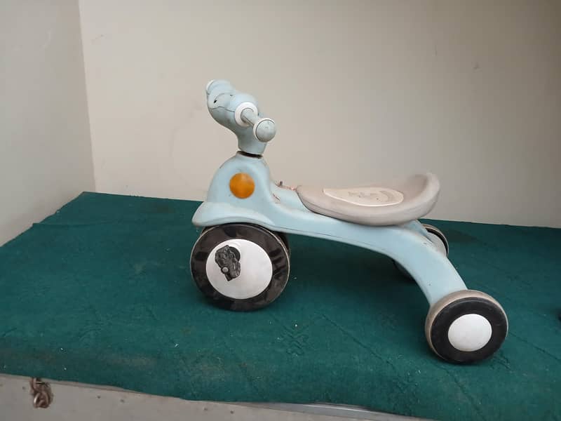 a kid trycycle 1