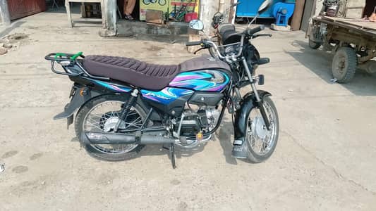 Honda100c black pridor 190k