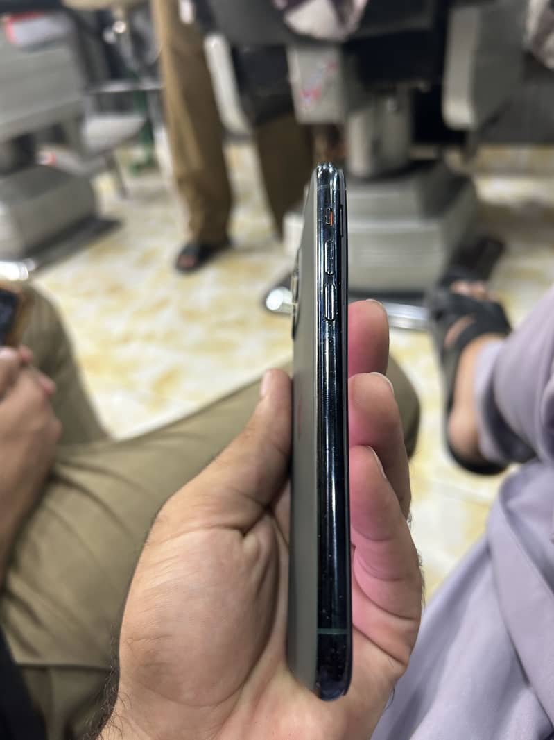Iphone 11 pro 2