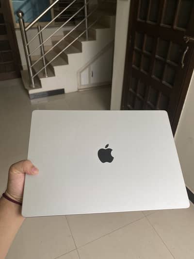 Macbook Pro M1 pro 16” 16/512 gb
