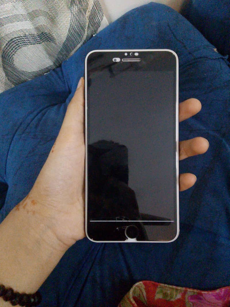 Apple iPhone 7 Plus 2