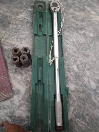 torque wrenche with goti