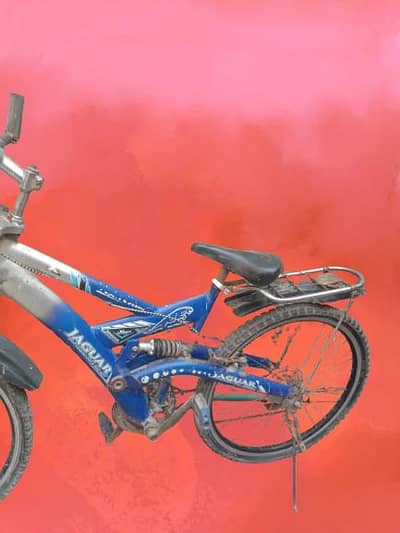 Jaguar cycle for sale in good condition 12000