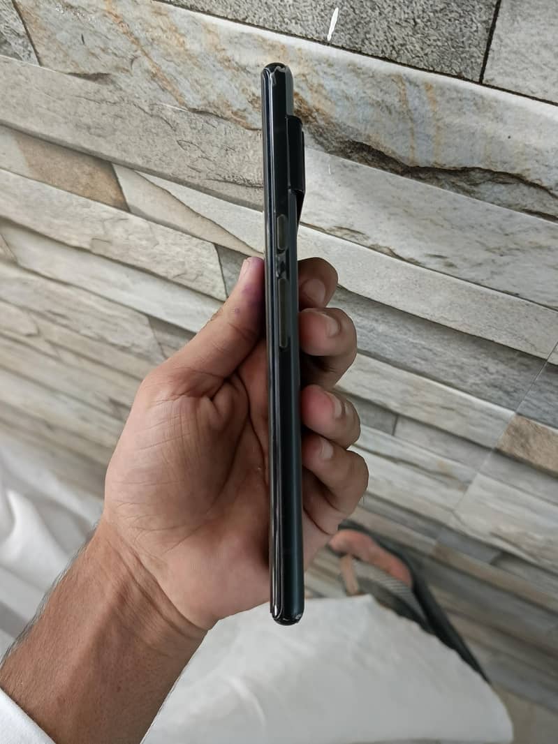 Google Pixel 6 Pro 2