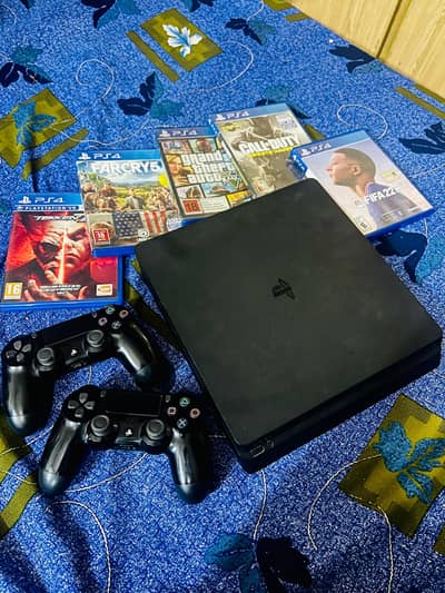 PS 4 Slim