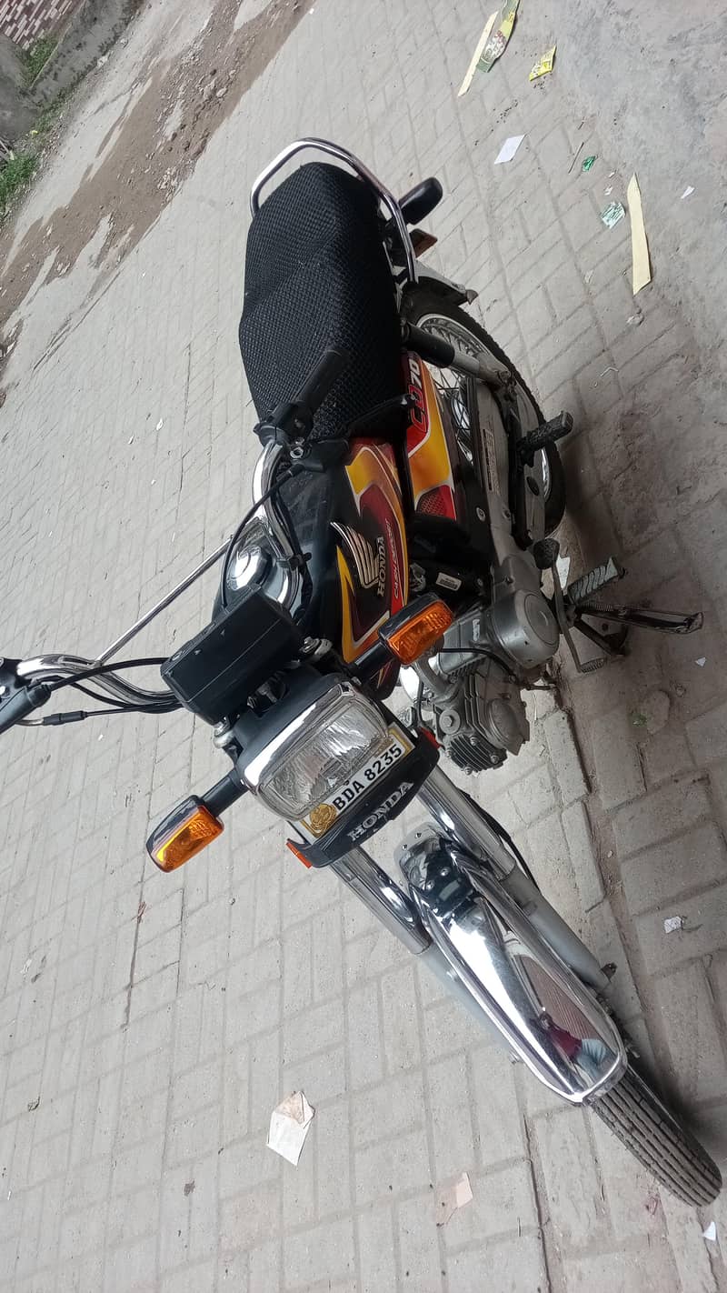CD 70 2