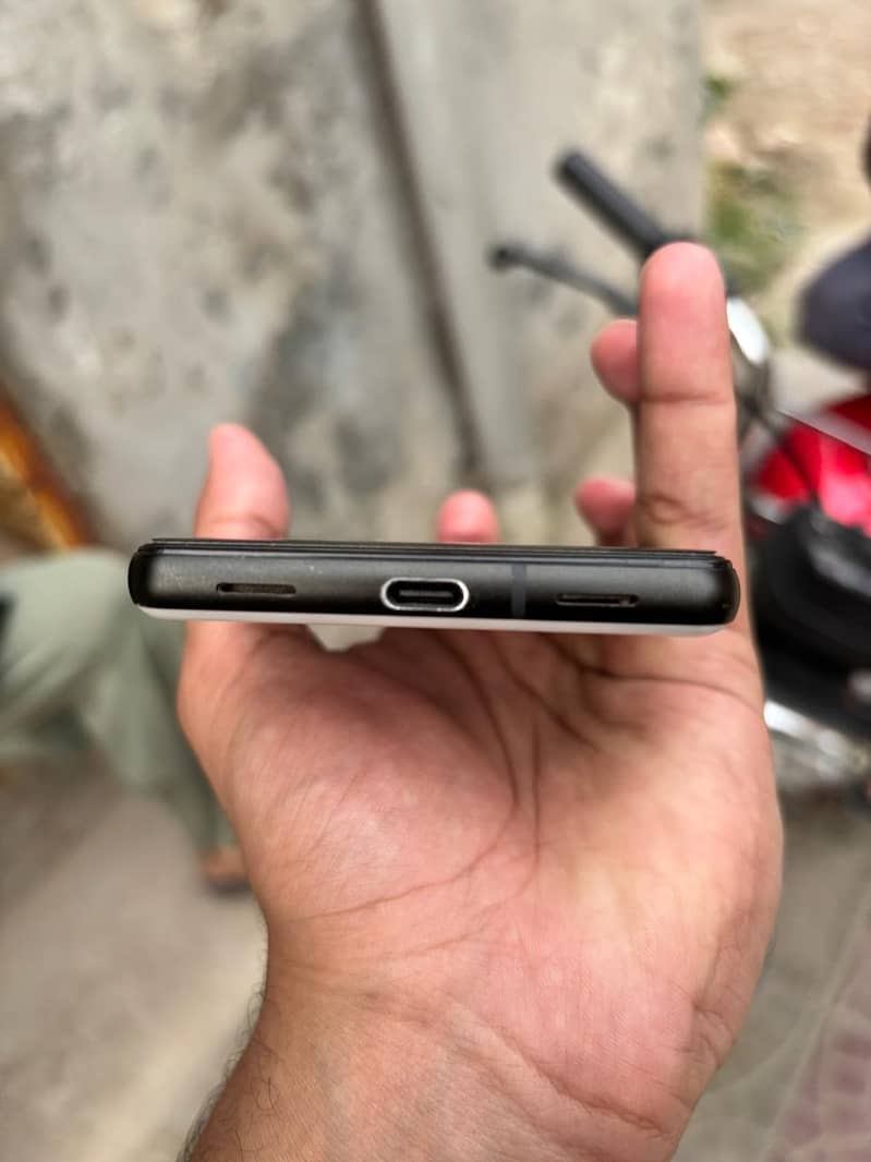 Google Pixel 6a 3