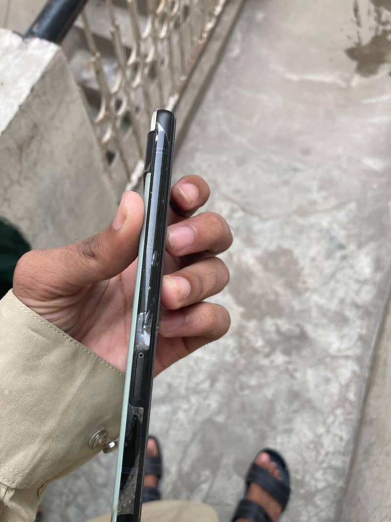 Google Pixel 6a 1