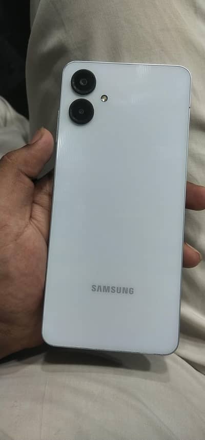 Samsung Mobile A06