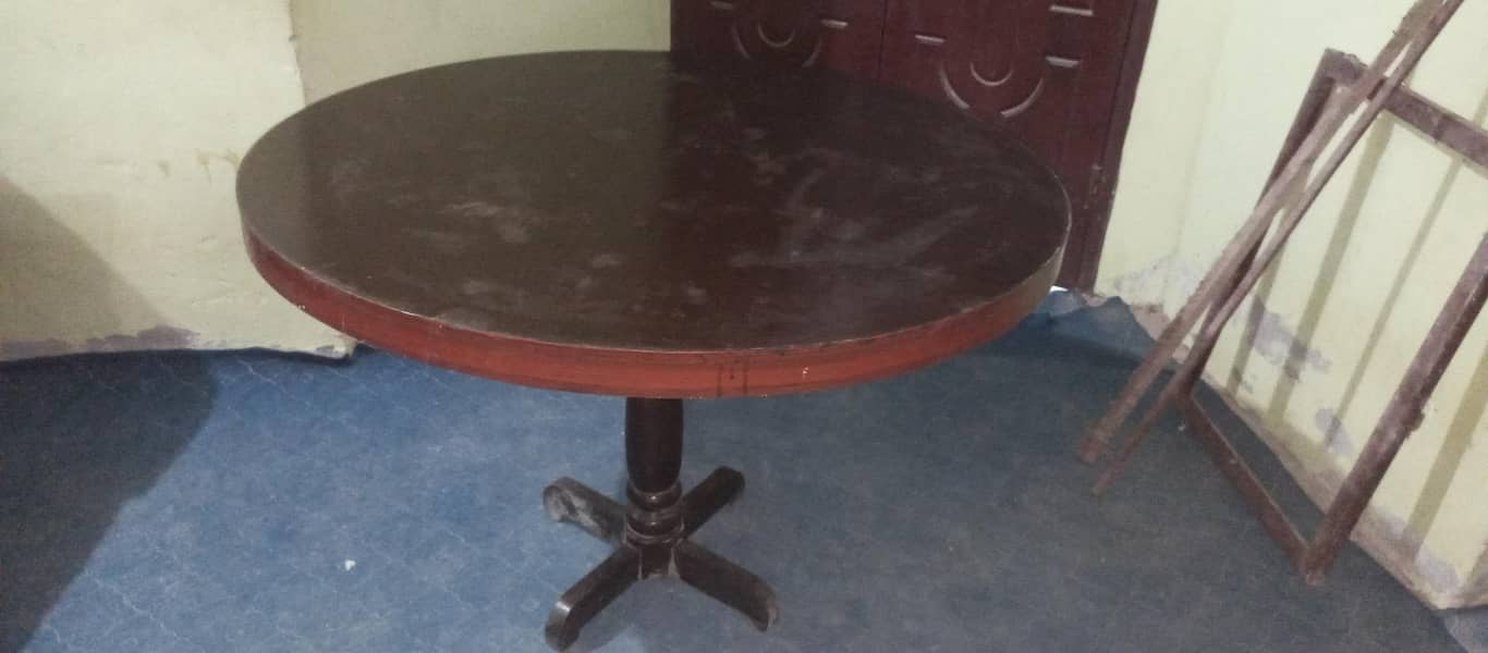 Dining table 3