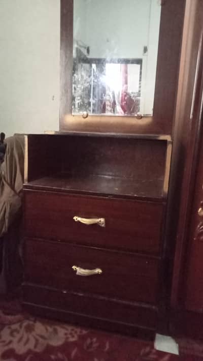 bed and wardrobe mattress