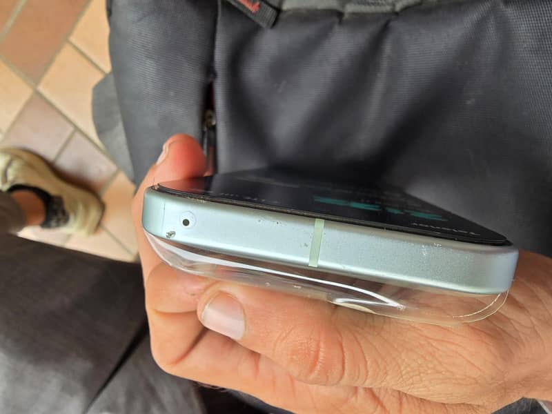 Google Pixel 9 3