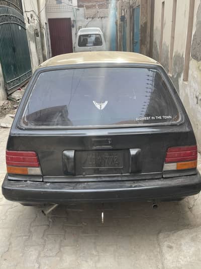 Suzuki Khyber 1992.03116189087