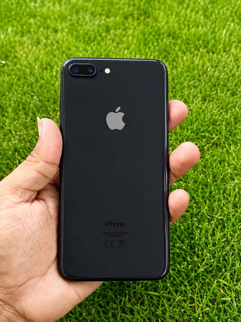 Apple iPhone 8 Plus 2