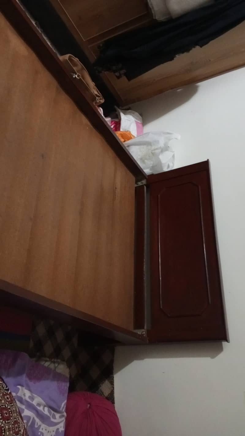 2 single beds 2