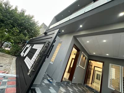 Brand New Luxury House For Sale 7 Marla Jinnah Garden