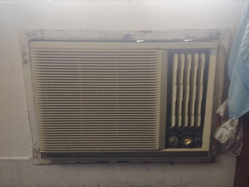 General window AC 3