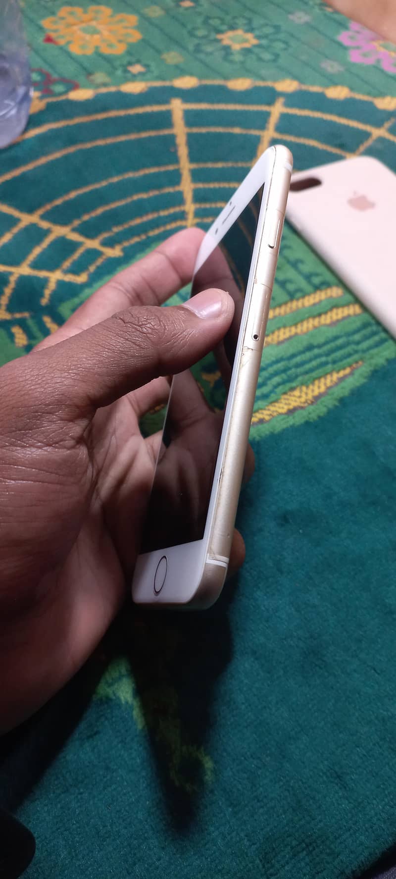 Apple iPhone 7 2