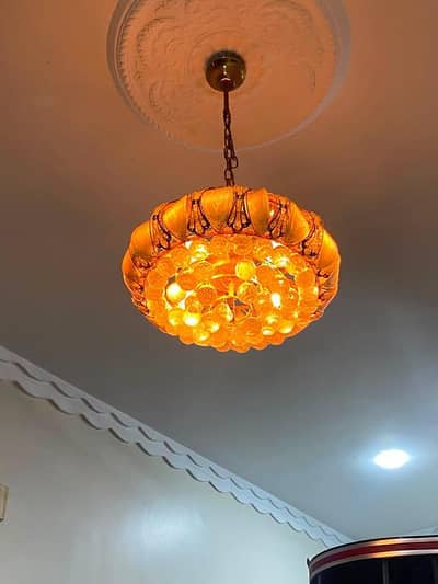 Beautiful Chandelier + 2 matching wall lights