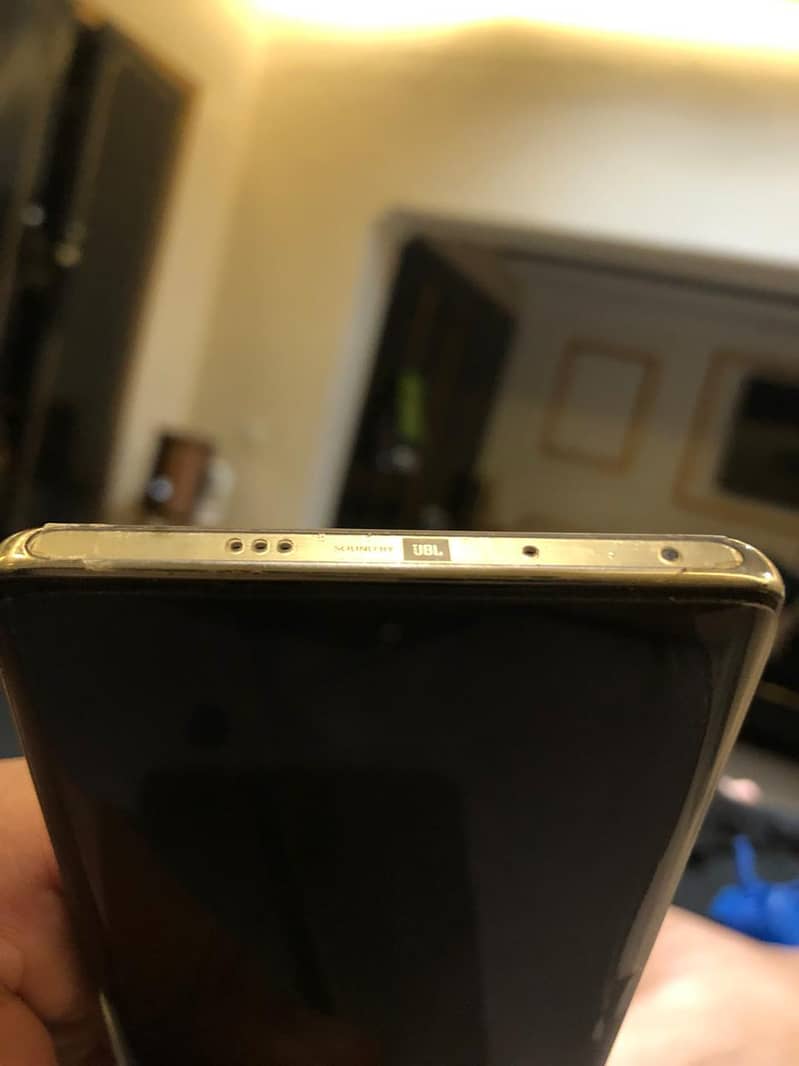Infinix Note 40 Pro 4