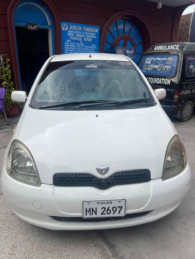 Toyota Vitz 2001