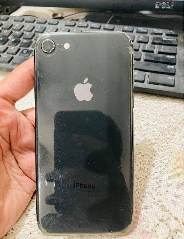 iPhone 8 1