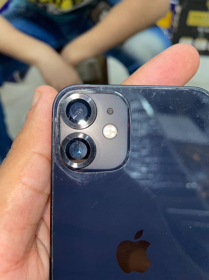 Apple iPhone 12 mini 7