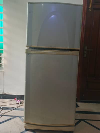 Used Refrigerator for Sale – Good Condition | Affordable Price