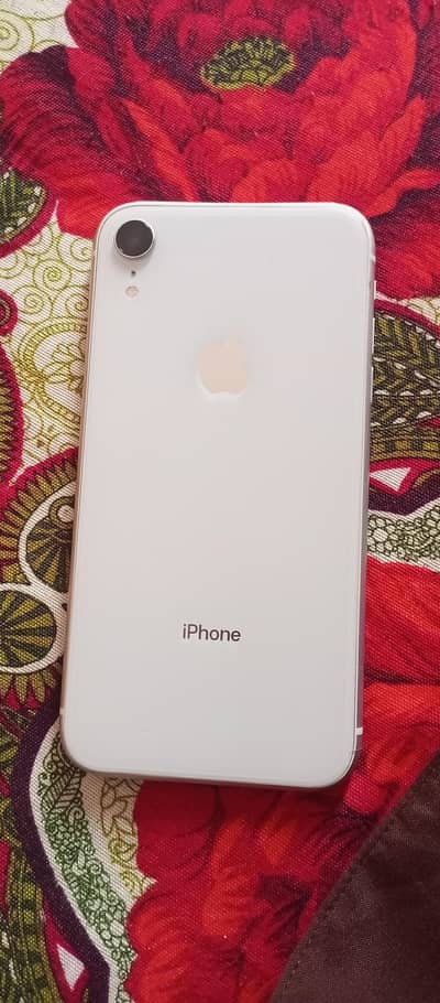 Apple iPhone XR