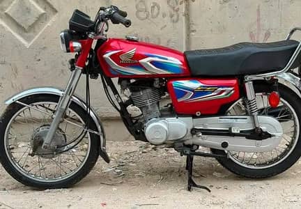 Honda CG 125 for sale 0/3/0/9/4/4/5/6/4/5/0/. call only WhatsApp on