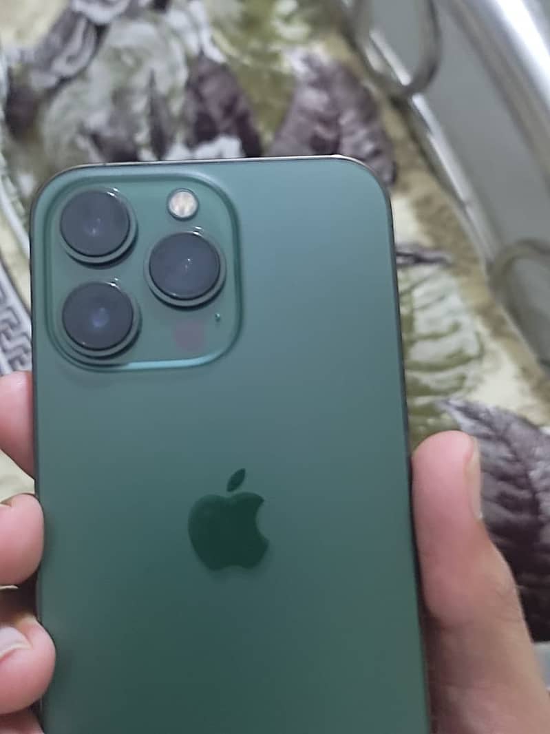 Apple iPhone 13 Pro 3