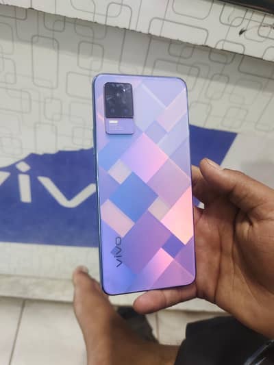 Vivo V21e All oky set 10/10 Condition no open no repair  0316/4515929