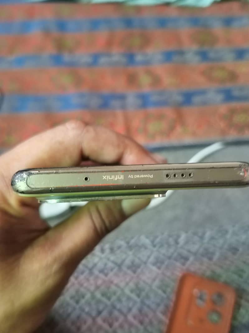 Infinix Zero 30 3