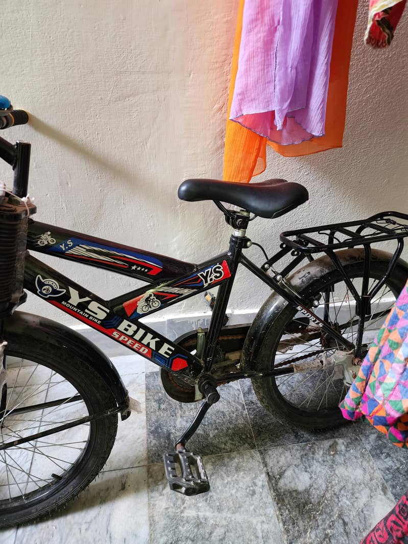 2 bicycles 0