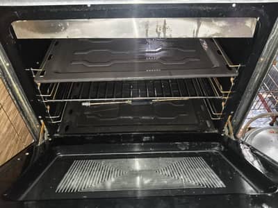 Cooking Range for Sale – Excellent Condition