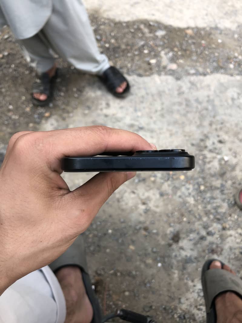 Apple iPhone 15 plus 4