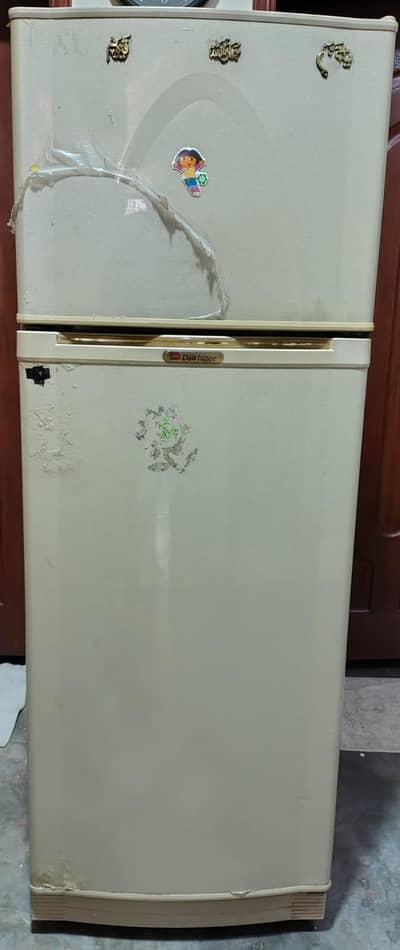 Dawlance Double Door Refrigerator Metallic Gold Condition 10/10