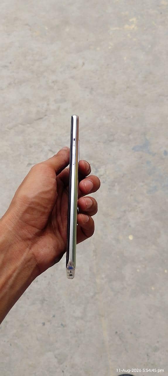 One Plus 8 6