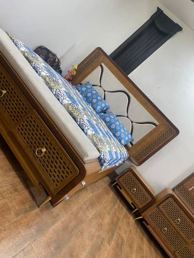 Premium Wooden Bedroom Furniture Set – Bed, Dressing Table & Side Tab