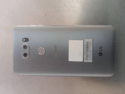 LG V30