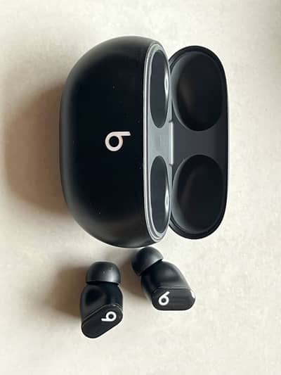 Beats studio buds